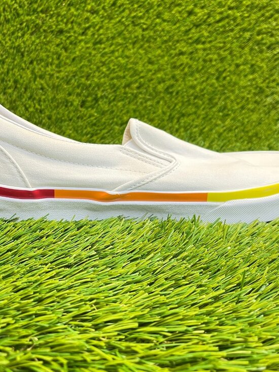 Vans Classic Slip-On Rainbow Foxing Mens Size 10 White Athletic Shoes Sneakers main image 7